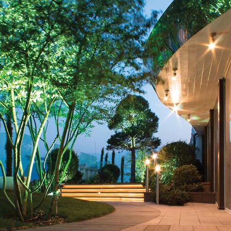 Appartamento Luxury For Business & Pleasure Royal 2 Kiev Esterno foto