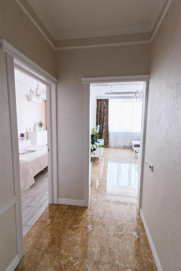 Appartamento Luxury For Business & Pleasure Royal 2 Kiev Esterno foto