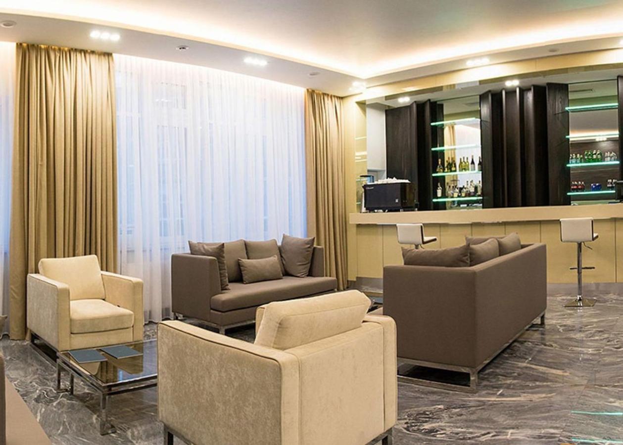 Appartamento Luxury For Business & Pleasure Royal 2 Kiev Esterno foto